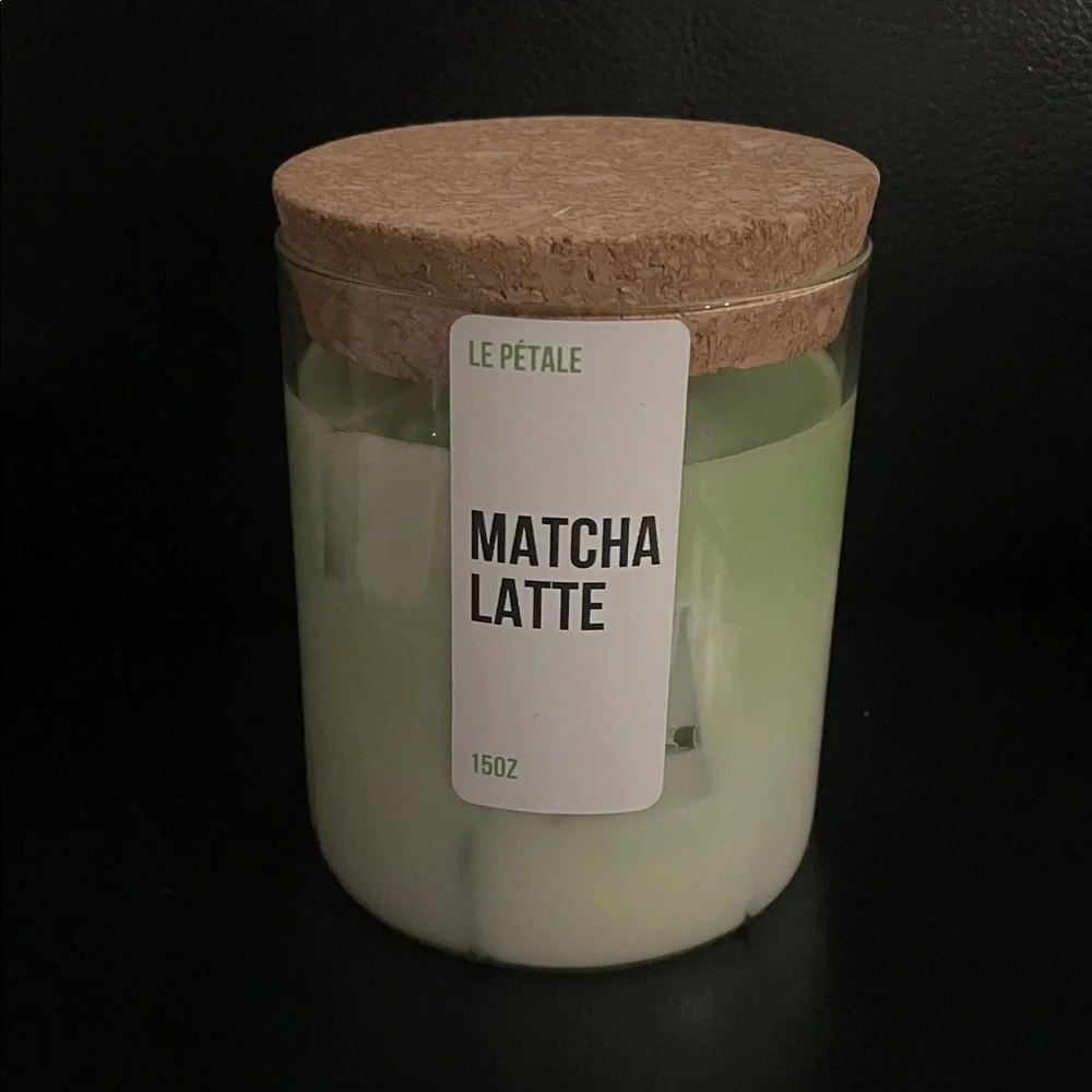 LE PÉTALE Matcha Latte Candle 15 oz - Picture 5 of 6